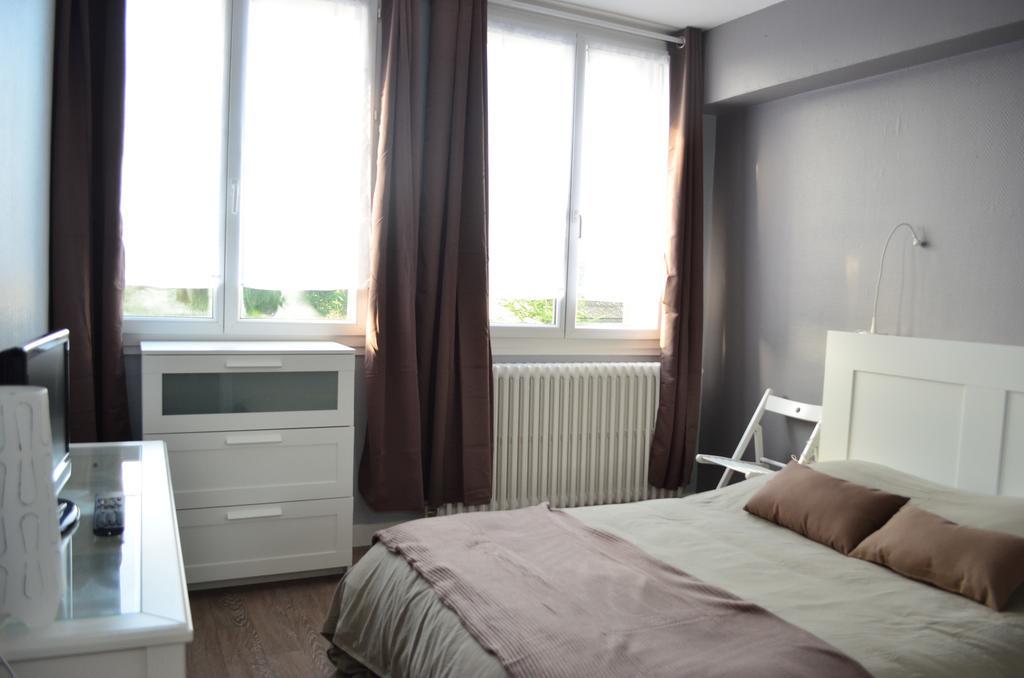 Auberge Du Lac Hotel Marcilly-sur-Tille Стая снимка