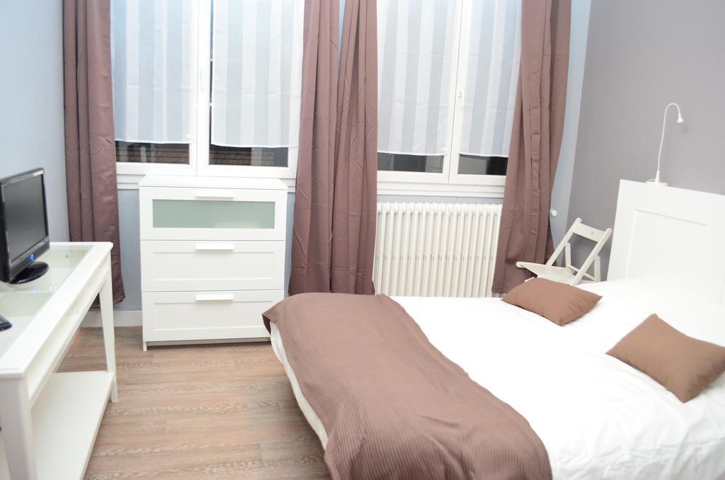 Auberge Du Lac Hotel Marcilly-sur-Tille Екстериор снимка